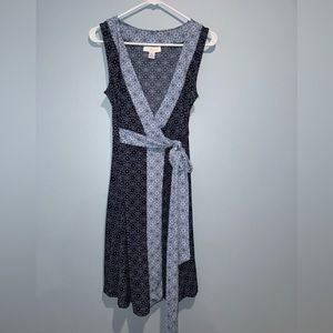 Pretty Motherhood Maternity blue midi dress size small